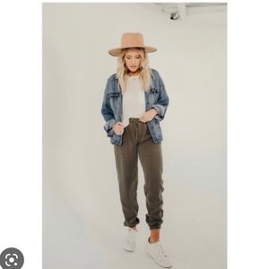 Carly Jean Los Angeles Serena Joggers
